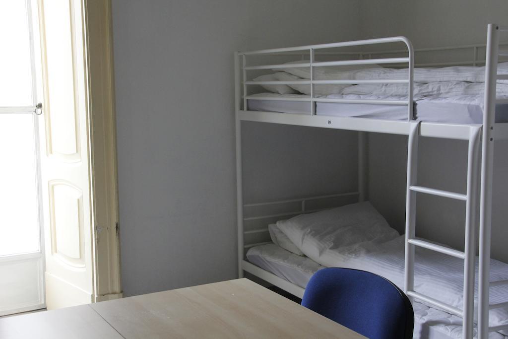 Youthhome B&B ナポリ 部屋 写真