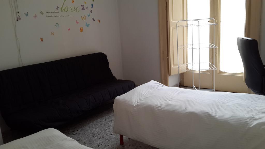 Youthhome B&B ナポリ エクステリア 写真