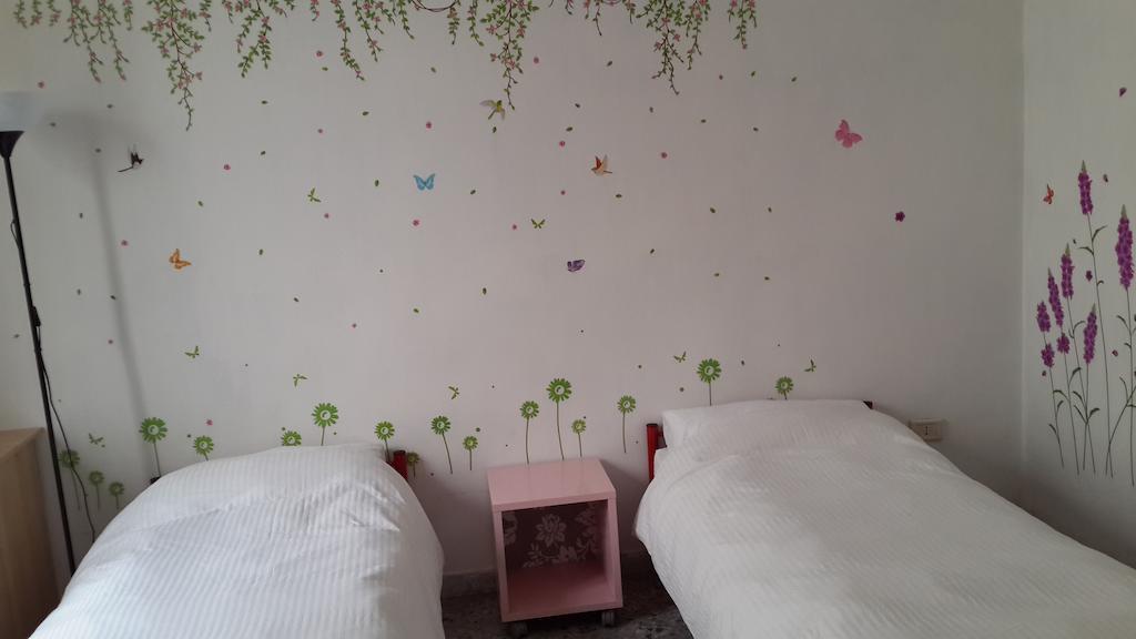 Youthhome B&B ナポリ エクステリア 写真